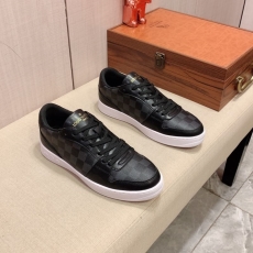 Louis Vuitton Low Shoes